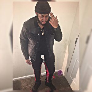 Meet your Posher, Dwight